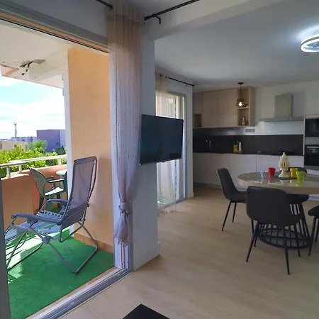 Confortable T3 Avec Terrasse Et Acces Plage A Sete - Fr-1-472-201 شقة *
